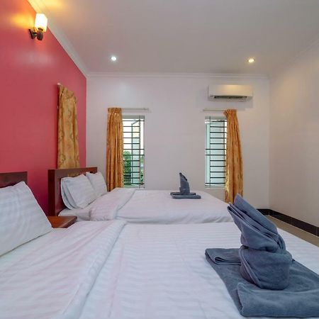 Agogo Hostel Siem Reap Exteriör bild