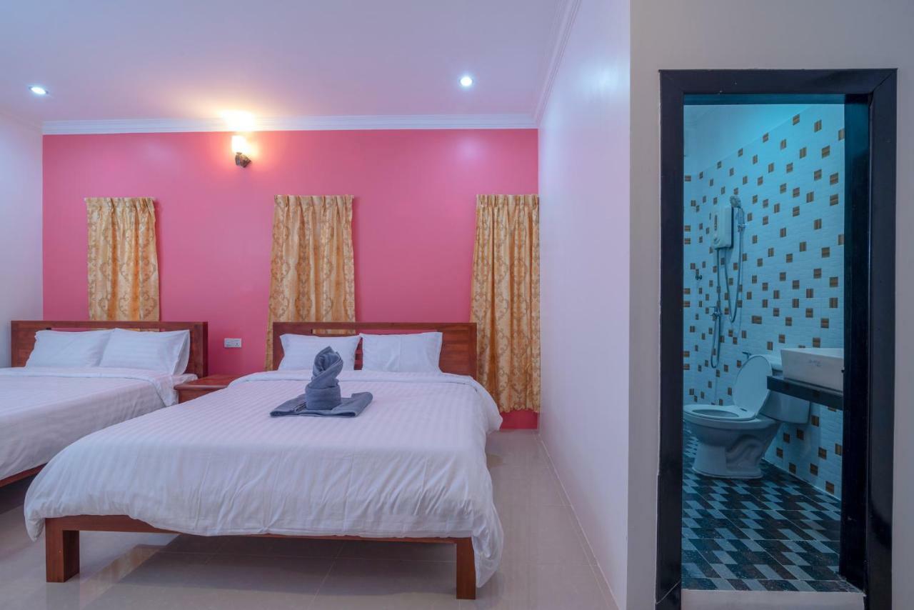 Agogo Hostel Siem Reap Exteriör bild